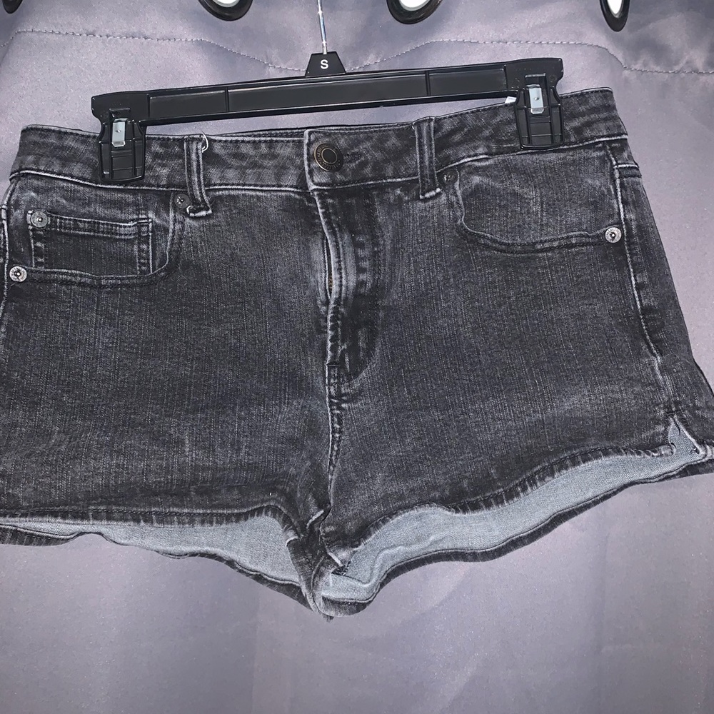 black jean shorts